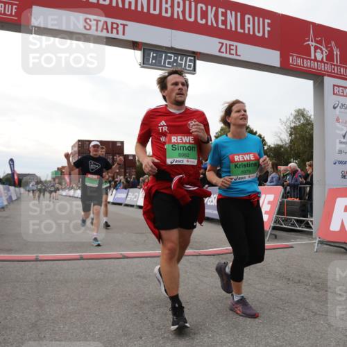 03.10.2025 - Köhlbrandbrückenlauf Yannick Fuchs http://msf.ph/oto/8988589 03.10.2025 16:12:44 Ziel 7358, 7457, 7482, 7653, 8957, 8960, 8979, 8982, 9296, 9300, 9307, 9420 meine-sportfotos.de