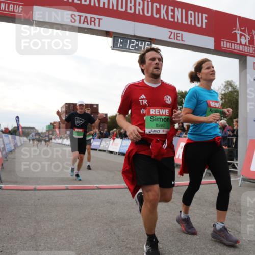 03.10.2025 - Köhlbrandbrückenlauf Yannick Fuchs http://msf.ph/oto/8988597 03.10.2025 16:12:44 Ziel 7358, 7457, 7482, 7653, 8957, 8960, 8979, 8982, 9296, 9300, 9307, 9420 meine-sportfotos.de