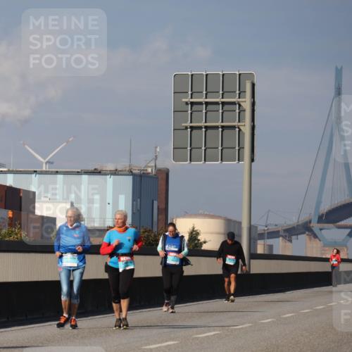 03.10.2025 - Köhlbrandbrückenlauf Luisa Fischer http://msf.ph/oto/8988608 03.10.2025 11:24:56 Position 3  meine-sportfotos.de