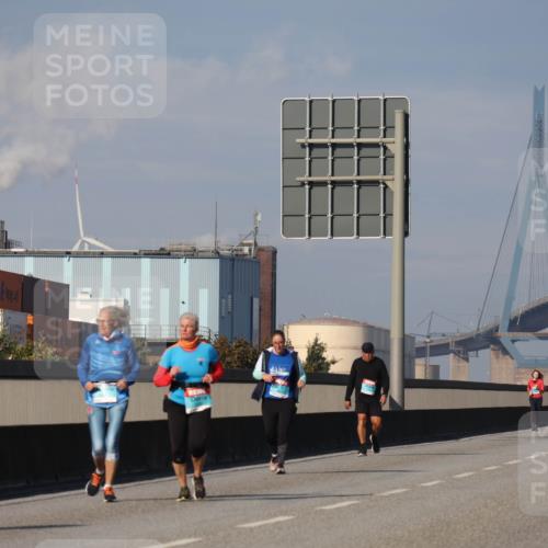 03.10.2025 - Köhlbrandbrückenlauf Luisa Fischer http://msf.ph/oto/8988618 03.10.2025 11:24:57 Position 3  meine-sportfotos.de