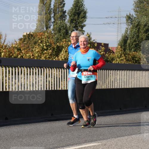 03.10.2025 - Köhlbrandbrückenlauf Luisa Fischer http://msf.ph/oto/8988630 03.10.2025 11:25:12 Position 3 309, 1, 3093 meine-sportfotos.de