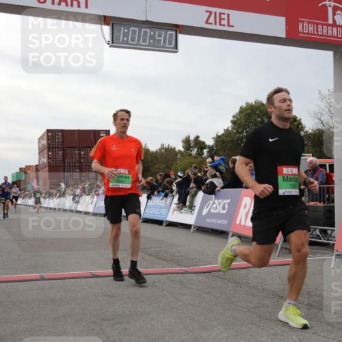03.10.2025 - Köhlbrandbrückenlauf Yannick Fuchs http://msf.ph/oto/8988642 03.10.2025 16:00:38 Ziel 7189, 7259, 7327, 7818, 8811, 9568 meine-sportfotos.de