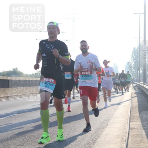 03.10.2025 - Köhlbrandbrückenlauf Luisa Fischer http://msf.ph/oto/8988675 03.10.2025 10:11:52 Position 3 3609, 3718, 3618, 1 meine-sportfotos.de