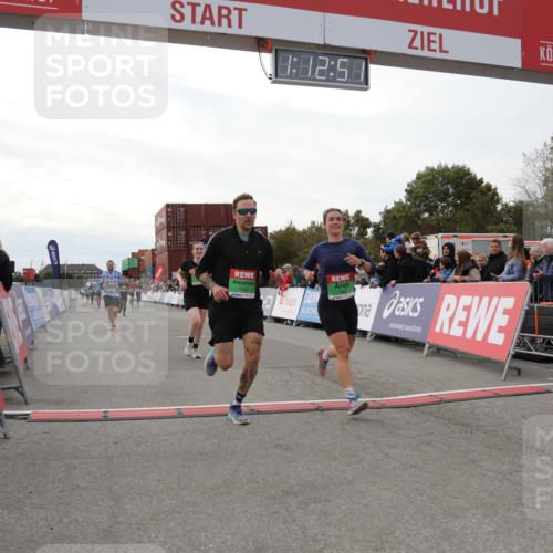 03.10.2025 - Köhlbrandbrückenlauf Yannick Fuchs http://msf.ph/oto/8988729 03.10.2025 16:12:49 Ziel 7341, 7354, 7358, 7443, 7457, 7482, 7653 meine-sportfotos.de