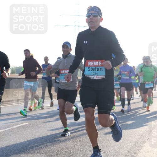 03.10.2025 - Köhlbrandbrückenlauf Luisa Fischer http://msf.ph/oto/8988775 03.10.2025 10:11:58 Position 3 2722, 1034 meine-sportfotos.de