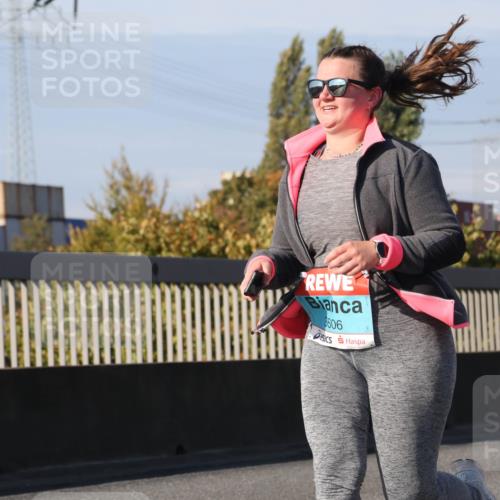 03.10.2025 - Köhlbrandbrückenlauf Luisa Fischer http://msf.ph/oto/8988835 03.10.2025 11:25:40 Position 3 111, 8606 meine-sportfotos.de