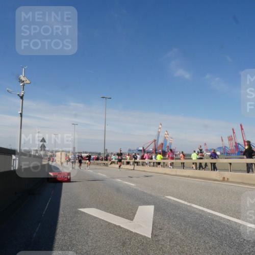 03.10.2025 - Köhlbrandbrückenlauf Matties Gatica Varas http://msf.ph/oto/8988878 03.10.2025 12:35:30 Position 2  meine-sportfotos.de