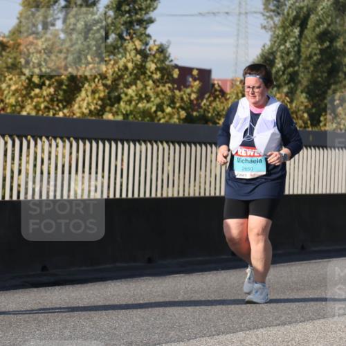 03.10.2025 - Köhlbrandbrückenlauf Luisa Fischer http://msf.ph/oto/8988935 03.10.2025 11:26:07 Position 3 2650 meine-sportfotos.de