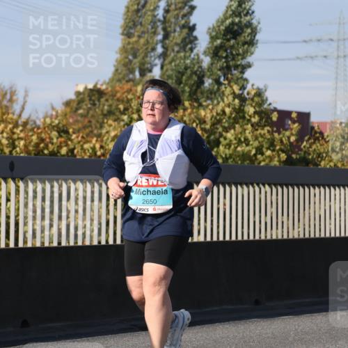 03.10.2025 - Köhlbrandbrückenlauf Luisa Fischer http://msf.ph/oto/8988957 03.10.2025 11:26:08 Position 3 2650 meine-sportfotos.de