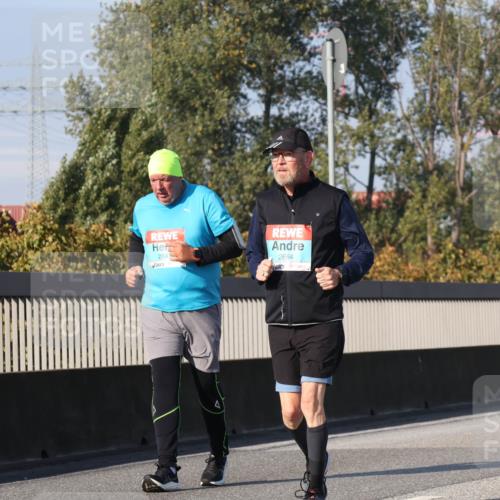 03.10.2025 - Köhlbrandbrückenlauf Luisa Fischer http://msf.ph/oto/8989006 03.10.2025 11:26:11 Position 3 2647, 2664 meine-sportfotos.de
