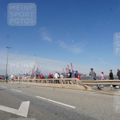 03.10.2025 - Köhlbrandbrückenlauf Matties Gatica Varas http://msf.ph/oto/8989012 03.10.2025 12:35:51 Position 2  meine-sportfotos.de