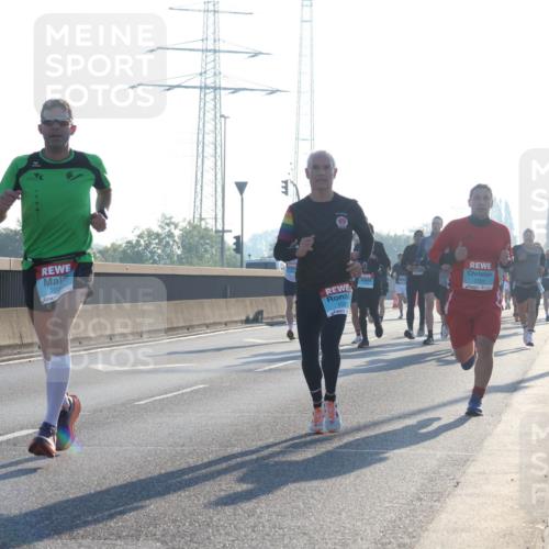 03.10.2025 - Köhlbrandbrückenlauf Luisa Fischer http://msf.ph/oto/8989024 03.10.2025 10:12:13 Position 3 3494, 270, 1 meine-sportfotos.de