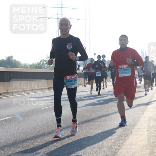 03.10.2025 - Köhlbrandbrückenlauf Luisa Fischer http://msf.ph/oto/8989043 03.10.2025 10:12:14 Position 3 1020, 3705, 1 meine-sportfotos.de