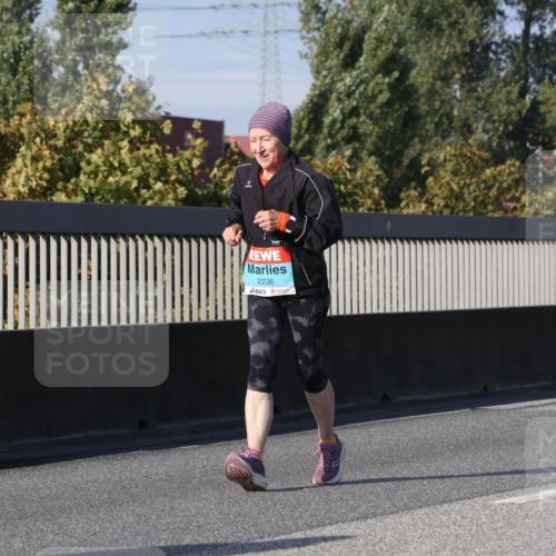03.10.2025 - Köhlbrandbrückenlauf Luisa Fischer http://msf.ph/oto/8989067 03.10.2025 11:26:16 Position 3 2236 meine-sportfotos.de