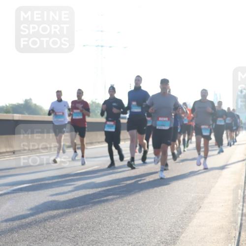 03.10.2025 - Köhlbrandbrückenlauf Luisa Fischer http://msf.ph/oto/8989080 03.10.2025 10:12:16 Position 3  meine-sportfotos.de