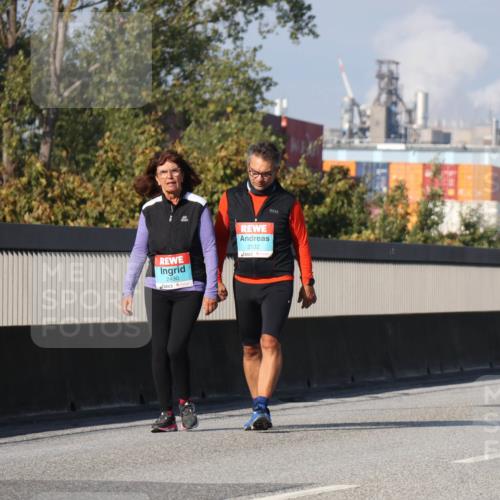 03.10.2025 - Köhlbrandbrückenlauf Luisa Fischer http://msf.ph/oto/8989112 03.10.2025 11:26:55 Position 3 2490, 2132 meine-sportfotos.de