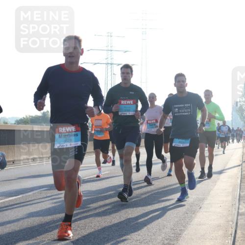 03.10.2025 - Köhlbrandbrückenlauf Luisa Fischer http://msf.ph/oto/8989209 03.10.2025 10:12:25 Position 3 3628, 3763, 1251, 2024, 3223, 1 meine-sportfotos.de