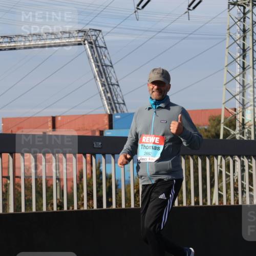 03.10.2025 - Köhlbrandbrückenlauf Luisa Fischer http://msf.ph/oto/8989315 03.10.2025 11:28:04 Position 3 780, 2692 meine-sportfotos.de