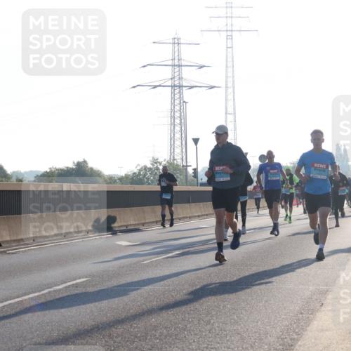 03.10.2025 - Köhlbrandbrückenlauf Luisa Fischer http://msf.ph/oto/8989330 03.10.2025 10:12:34 Position 3  meine-sportfotos.de