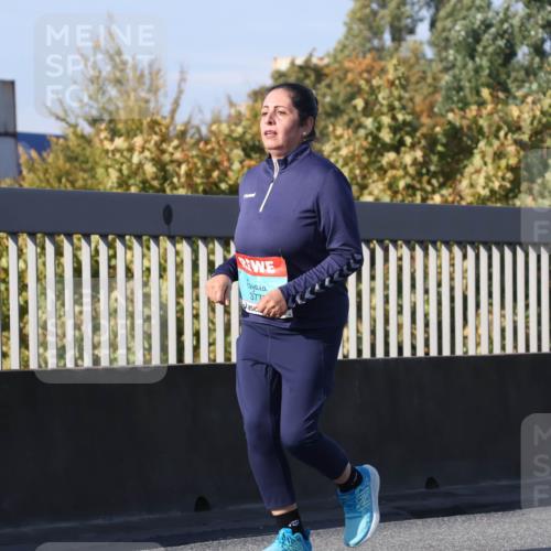 03.10.2025 - Köhlbrandbrückenlauf Luisa Fischer http://msf.ph/oto/8989339 03.10.2025 11:28:47 Position 3 377 meine-sportfotos.de