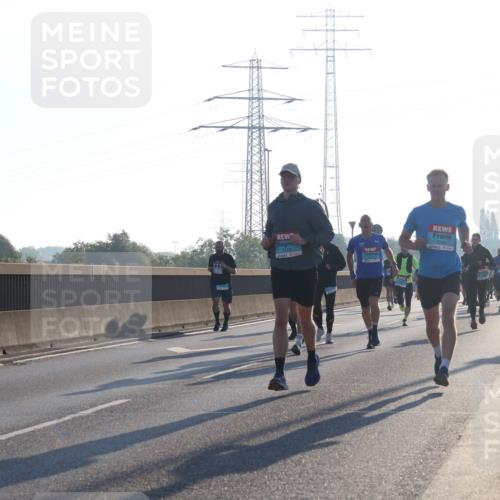 03.10.2025 - Köhlbrandbrückenlauf Luisa Fischer http://msf.ph/oto/8989342 03.10.2025 10:12:34 Position 3 1150, 1 meine-sportfotos.de