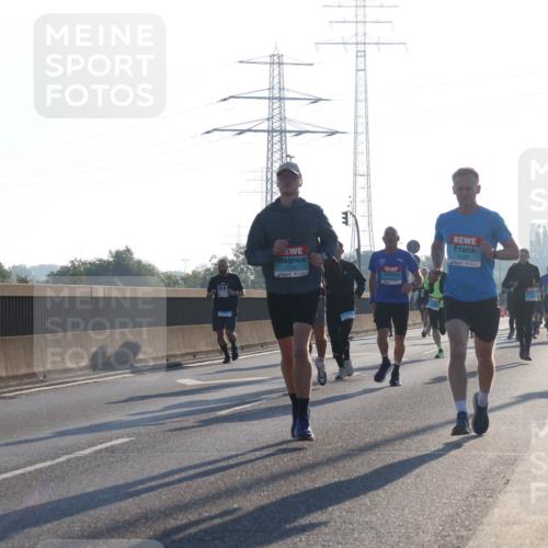 03.10.2025 - Köhlbrandbrückenlauf Luisa Fischer http://msf.ph/oto/8989348 03.10.2025 10:12:35 Position 3 1150, 1 meine-sportfotos.de