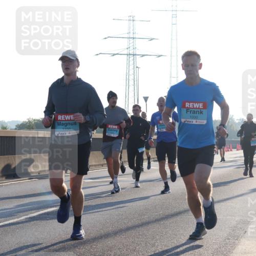 03.10.2025 - Köhlbrandbrückenlauf Luisa Fischer http://msf.ph/oto/8989366 03.10.2025 10:12:36 Position 3 1030, 1150 meine-sportfotos.de
