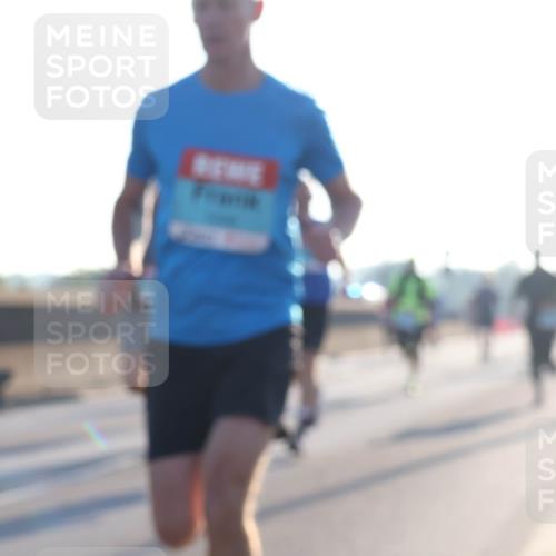 03.10.2025 - Köhlbrandbrückenlauf Luisa Fischer http://msf.ph/oto/8989383 03.10.2025 10:12:37 Position 3  meine-sportfotos.de