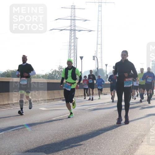 03.10.2025 - Köhlbrandbrückenlauf Luisa Fischer http://msf.ph/oto/8989419 03.10.2025 10:12:39 Position 3  meine-sportfotos.de