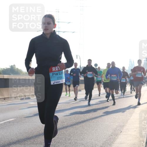 03.10.2025 - Köhlbrandbrückenlauf Luisa Fischer http://msf.ph/oto/8989453 03.10.2025 10:12:41 Position 3 2708, 3720, 1 meine-sportfotos.de