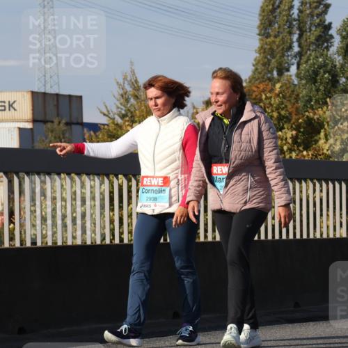 03.10.2025 - Köhlbrandbrückenlauf Luisa Fischer http://msf.ph/oto/8989456 03.10.2025 11:30:05 Position 3 2908, 29 meine-sportfotos.de
