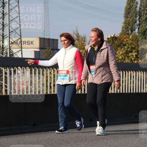 03.10.2025 - Köhlbrandbrückenlauf Luisa Fischer http://msf.ph/oto/8989460 03.10.2025 11:30:06 Position 3 2908 meine-sportfotos.de