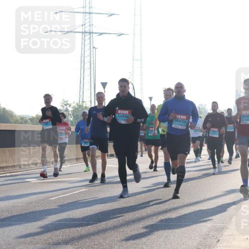 03.10.2025 - Köhlbrandbrückenlauf Luisa Fischer http://msf.ph/oto/8989468 03.10.2025 10:12:42 Position 3 1122, 1035 meine-sportfotos.de