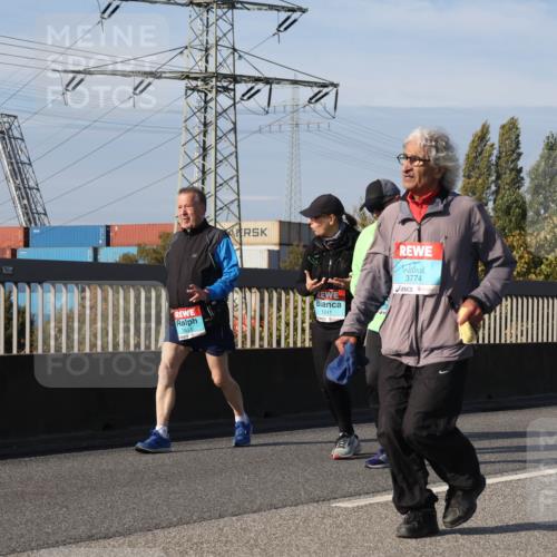 03.10.2025 - Köhlbrandbrückenlauf Luisa Fischer http://msf.ph/oto/8989552 03.10.2025 11:30:20 Position 3 780, 2611, 1241, 3774 meine-sportfotos.de