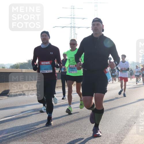 03.10.2025 - Köhlbrandbrückenlauf Luisa Fischer http://msf.ph/oto/8989581 03.10.2025 10:12:49 Position 3 3834, 1079 meine-sportfotos.de