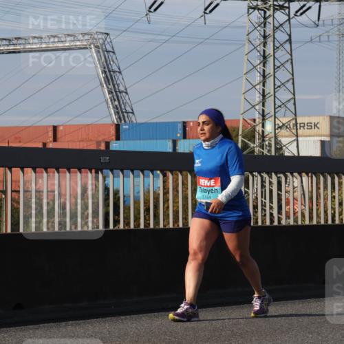 03.10.2025 - Köhlbrandbrückenlauf Luisa Fischer http://msf.ph/oto/8989609 03.10.2025 11:30:24 Position 3 780, 3184 meine-sportfotos.de