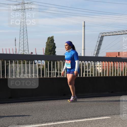 03.10.2025 - Köhlbrandbrückenlauf Luisa Fischer http://msf.ph/oto/8989643 03.10.2025 11:30:26 Position 3 3184, 780 meine-sportfotos.de