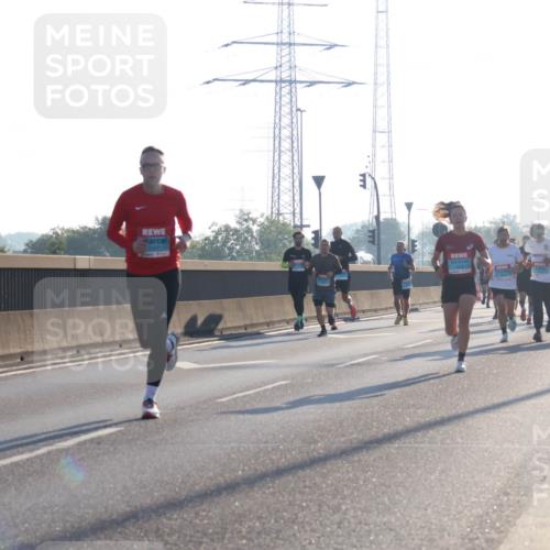 03.10.2025 - Köhlbrandbrückenlauf Luisa Fischer http://msf.ph/oto/8989651 03.10.2025 10:12:53 Position 3  meine-sportfotos.de
