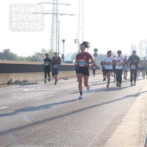 03.10.2025 - Köhlbrandbrückenlauf Luisa Fischer http://msf.ph/oto/8989661 03.10.2025 10:12:54 Position 3 1107, 3376, 1 meine-sportfotos.de