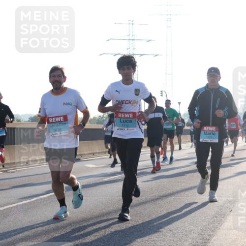 03.10.2025 - Köhlbrandbrückenlauf Luisa Fischer http://msf.ph/oto/8989700 03.10.2025 10:12:59 Position 3 3338, 24, 1112, 1175, 1 meine-sportfotos.de