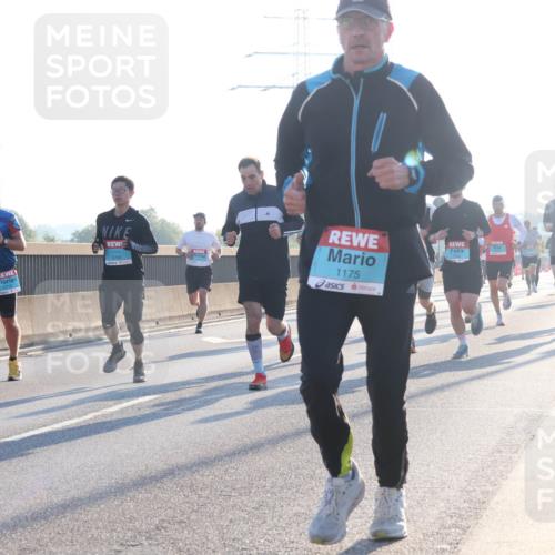 03.10.2025 - Köhlbrandbrückenlauf Luisa Fischer http://msf.ph/oto/8989711 03.10.2025 10:13:01 Position 3 1175 meine-sportfotos.de