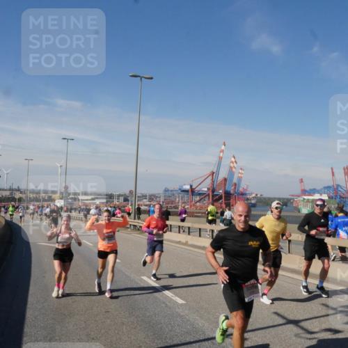 03.10.2025 - Köhlbrandbrückenlauf Matties Gatica Varas http://msf.ph/oto/8989739 03.10.2025 12:37:57 Position 2 1 meine-sportfotos.de