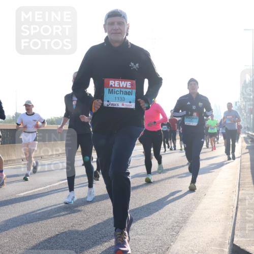 03.10.2025 - Köhlbrandbrückenlauf Luisa Fischer http://msf.ph/oto/8989844 03.10.2025 10:13:17 Position 3 1133, 10, 1 meine-sportfotos.de