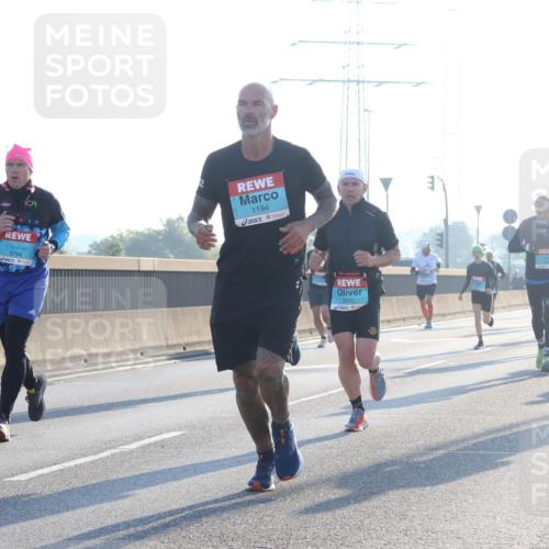 03.10.2025 - Köhlbrandbrückenlauf Luisa Fischer http://msf.ph/oto/8989901 03.10.2025 10:13:24 Position 3 3794, 1194, 3091, 50, 3118 meine-sportfotos.de