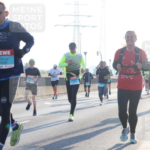 03.10.2025 - Köhlbrandbrückenlauf Luisa Fischer http://msf.ph/oto/8989932 03.10.2025 10:13:29 Position 3 1199, 50, 3836, 3514 meine-sportfotos.de