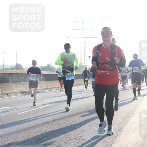 03.10.2025 - Köhlbrandbrückenlauf Luisa Fischer http://msf.ph/oto/8989938 03.10.2025 10:13:29 Position 3 1199, 1 meine-sportfotos.de
