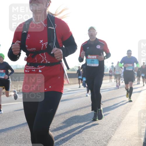 03.10.2025 - Köhlbrandbrückenlauf Luisa Fischer http://msf.ph/oto/8989948 03.10.2025 10:13:30 Position 3 3403 meine-sportfotos.de