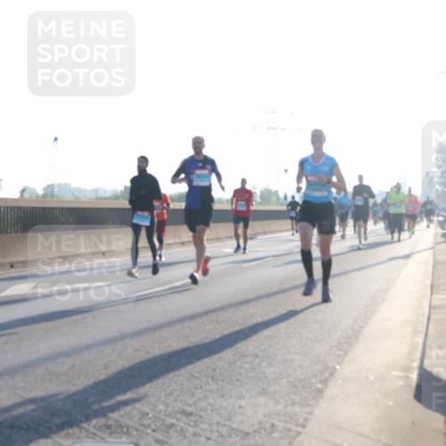 03.10.2025 - Köhlbrandbrückenlauf Luisa Fischer http://msf.ph/oto/8990071 03.10.2025 10:13:45 Position 3  meine-sportfotos.de