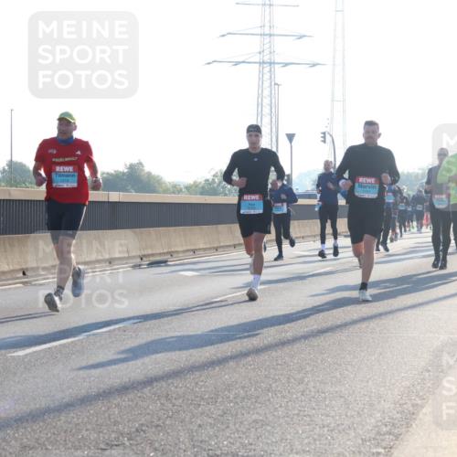 03.10.2025 - Köhlbrandbrückenlauf Luisa Fischer http://msf.ph/oto/8990089 03.10.2025 10:13:47 Position 3 1219, 1197 meine-sportfotos.de