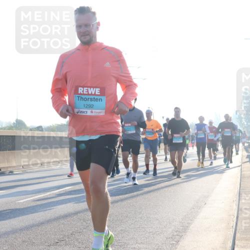 03.10.2025 - Köhlbrandbrückenlauf Luisa Fischer http://msf.ph/oto/8990137 03.10.2025 10:13:53 Position 3 1292, 1 meine-sportfotos.de